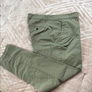Talbots Women’s Olive Green Weekend Chino Pants